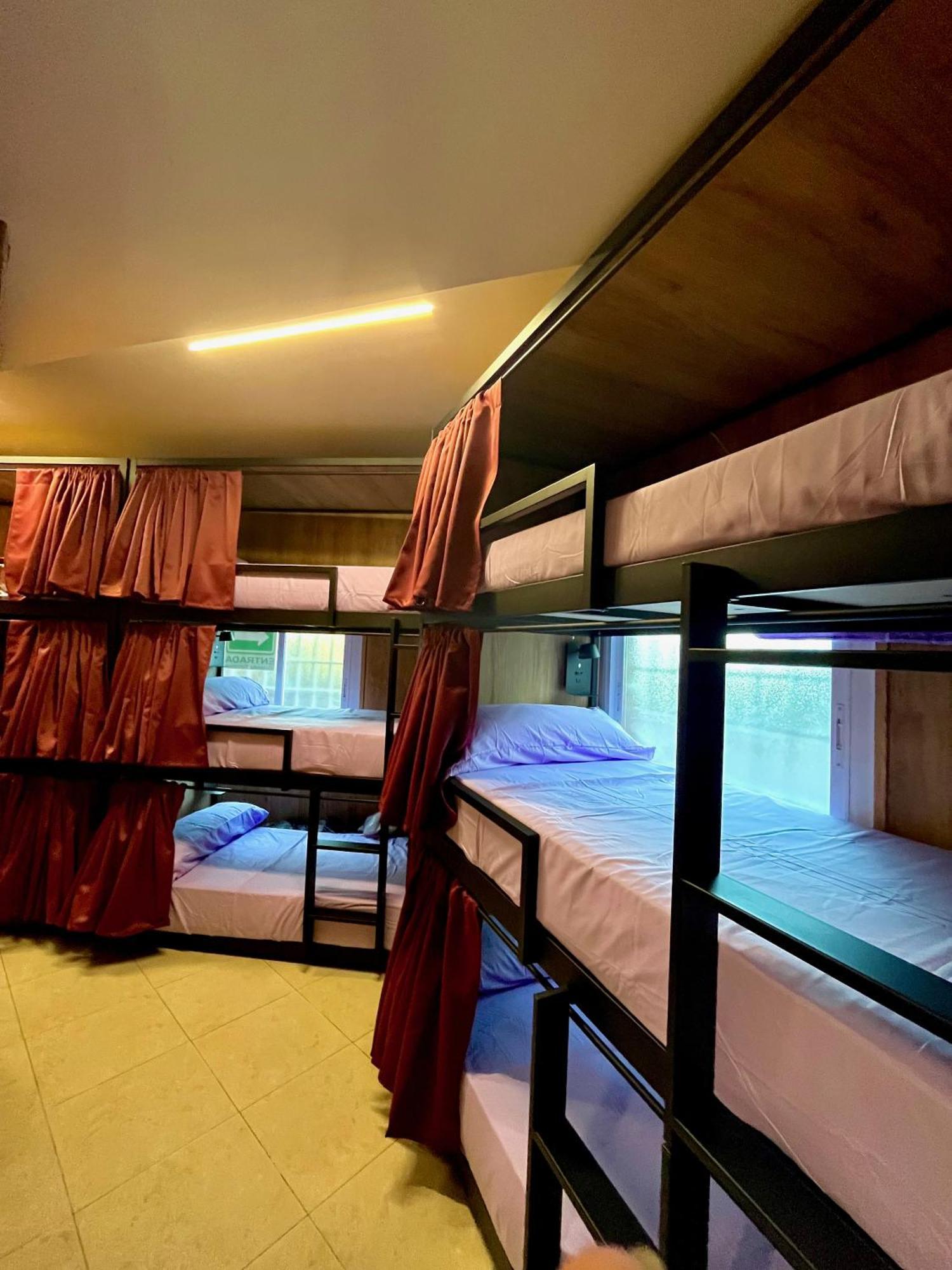 Hostel Vida Verde Madrid Eksteriør billede