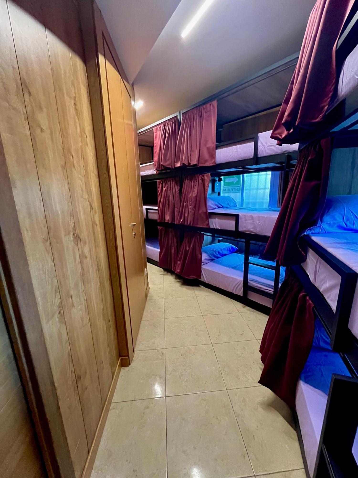 Hostel Vida Verde Madrid Eksteriør billede