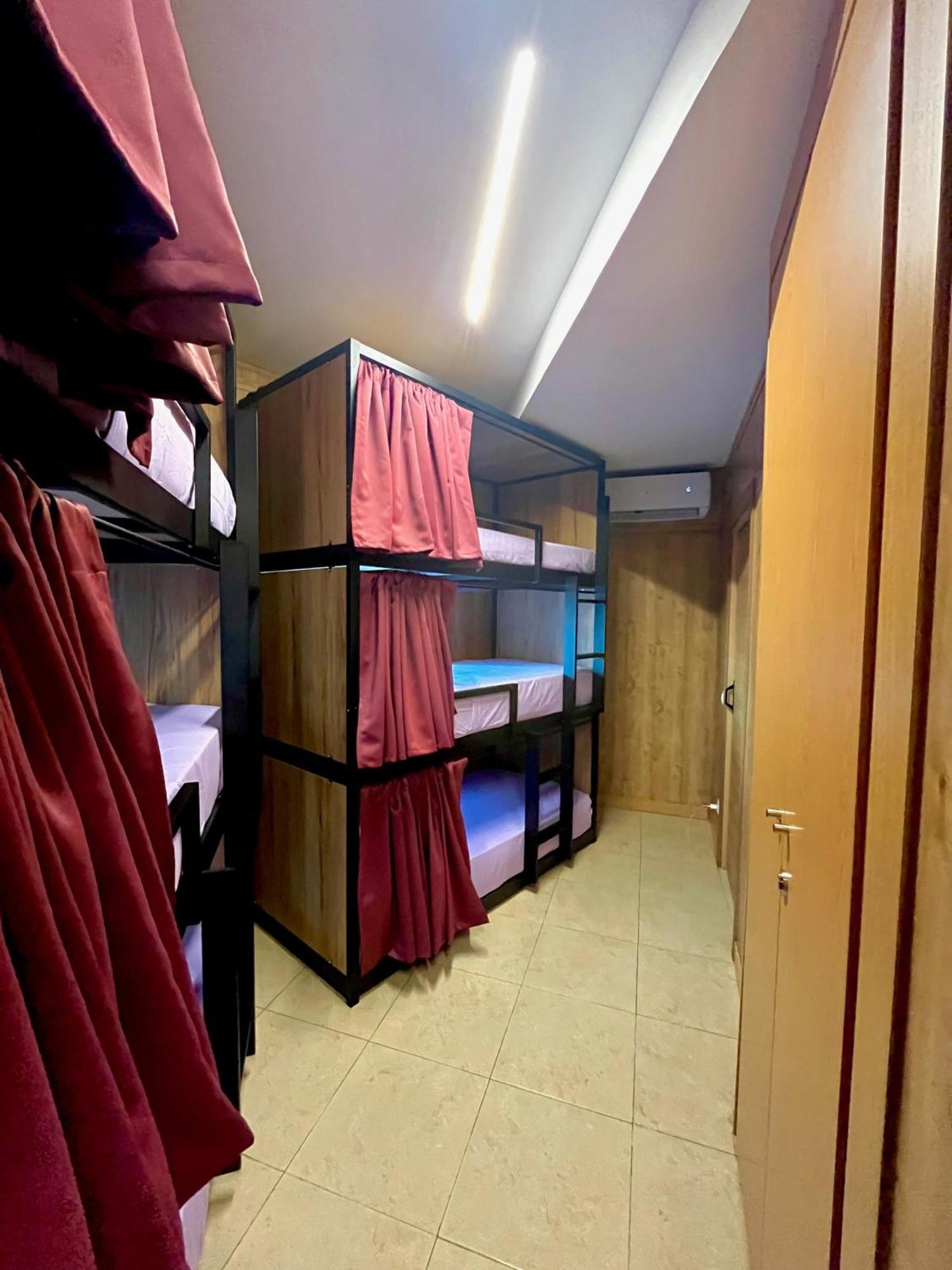 Hostel Vida Verde Madrid Eksteriør billede