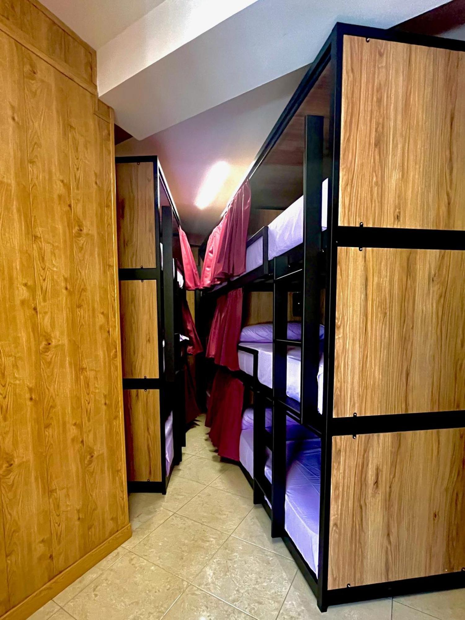 Hostel Vida Verde Madrid Eksteriør billede